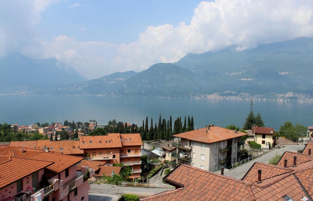 Appartamento Casa Mattia By Holiday World Bellano Esterno foto